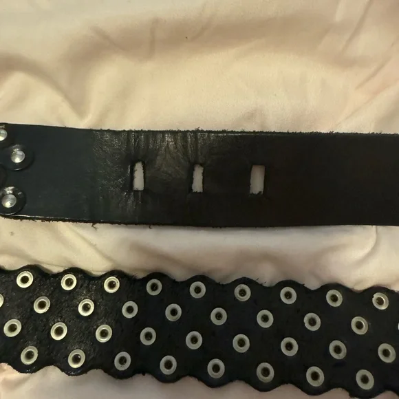 Suzi Roher Canada Leather Metal Rivet Belt Womens XL - Picture 5 of 7